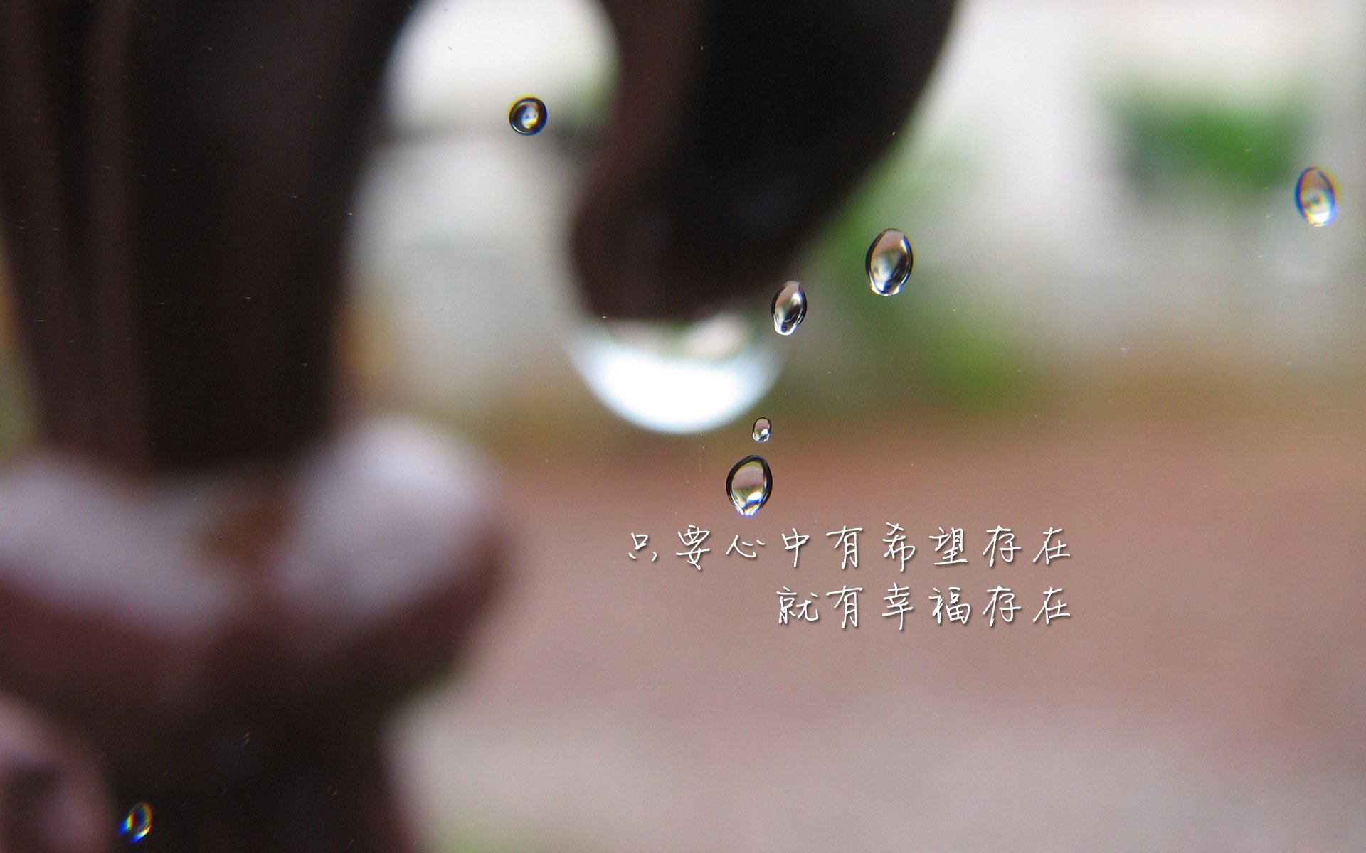 双线绞杀夜，瑞士5-0血洗冰岛，德布劳内导演3球逆转，E组地狱级剧本唯此一夜